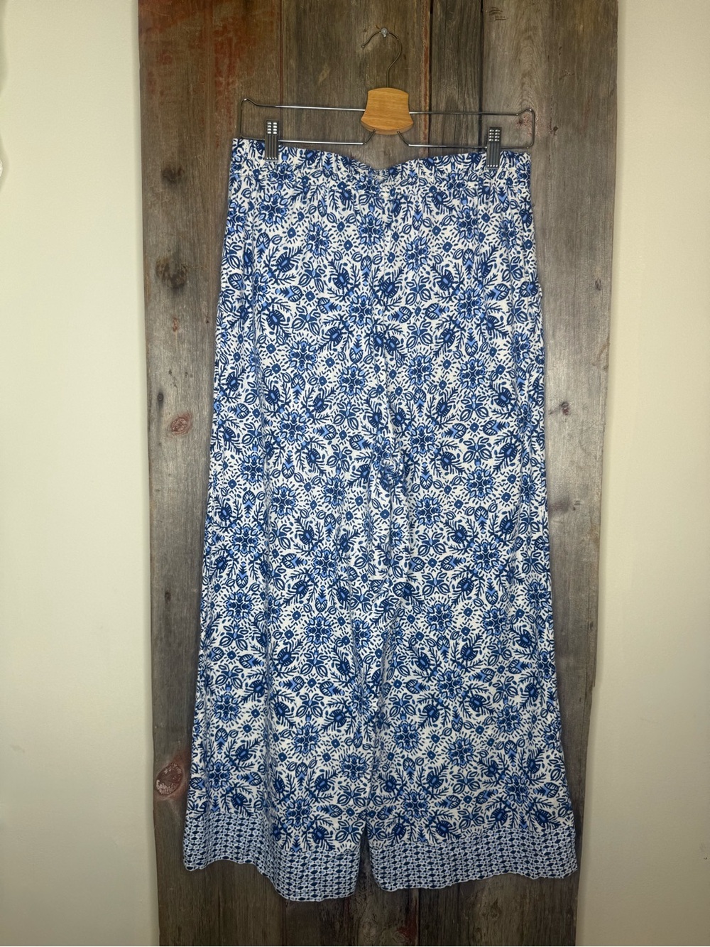 Joie Linen Tie Waist Blue and White Printed Wide Leg Cropped Pants size 8 - Picture 5 of 10